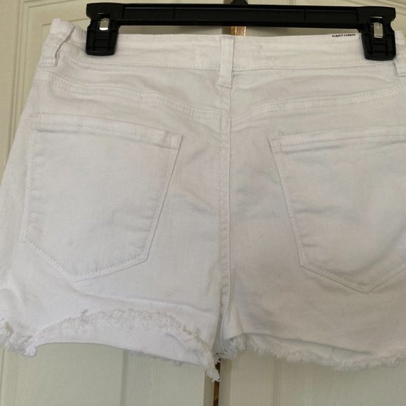 Almost Famous brand jean shorts size 7 - Picture 2 of 2